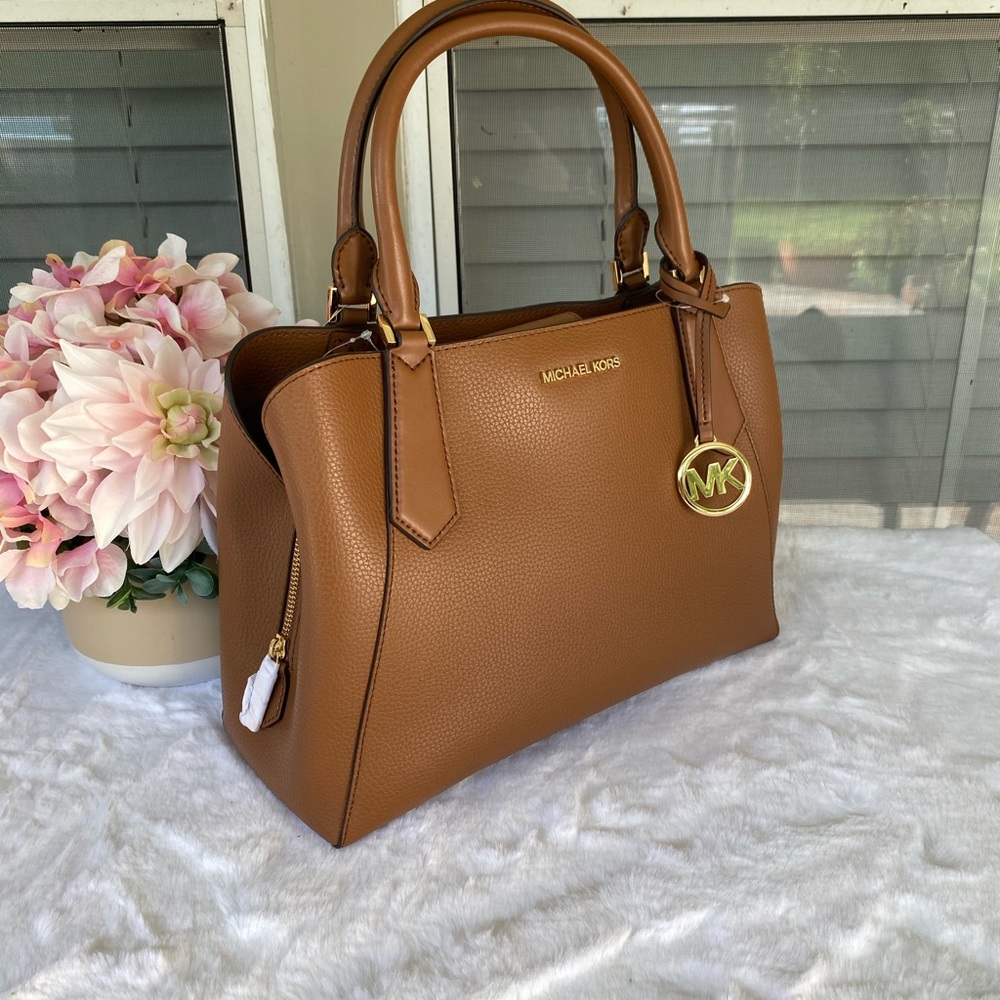 Michael Kors Kimberly satchel - Picture 2 of 7